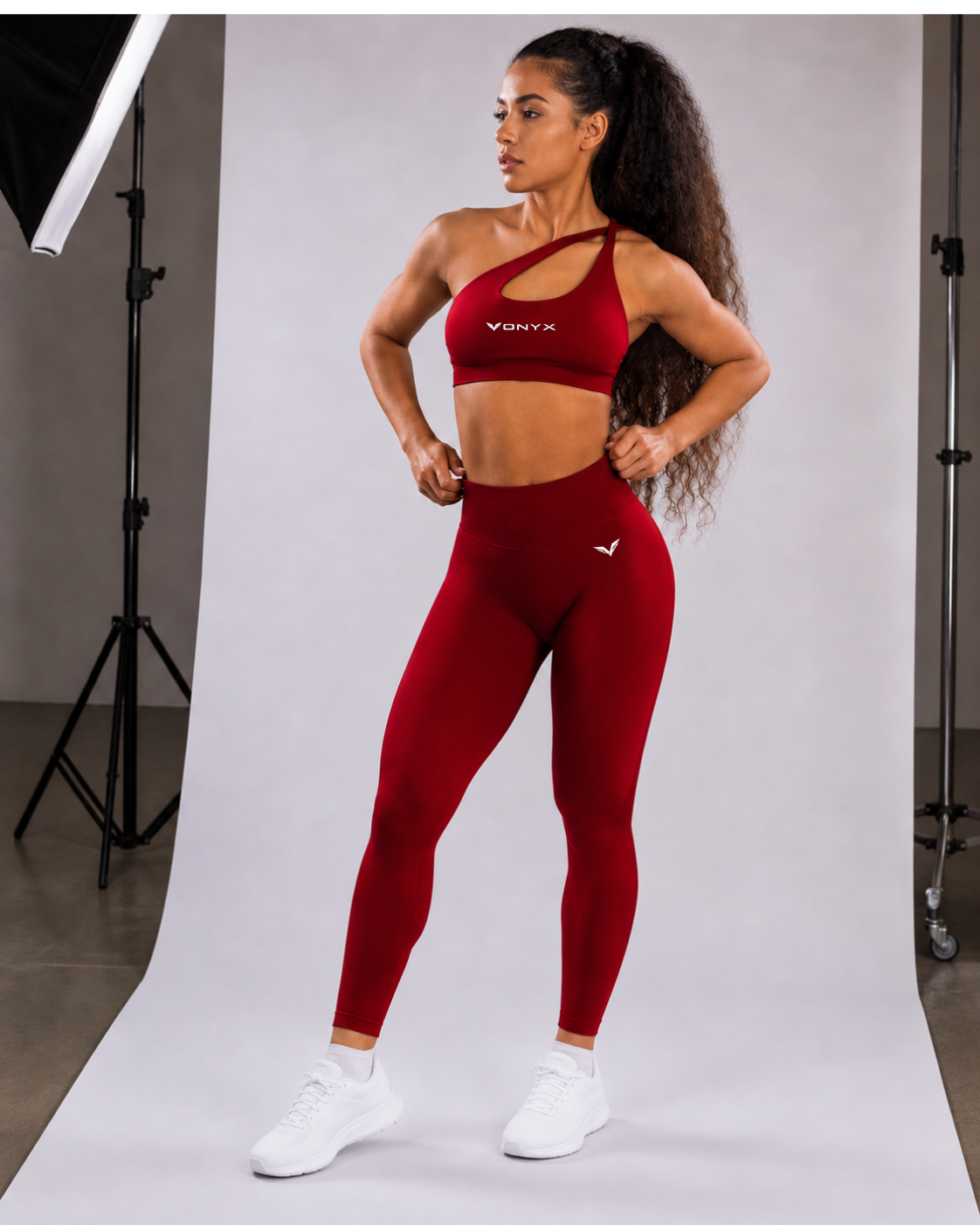 Woman wearing VONYX ALINE Ruby women’s gym leggings and sports bra
